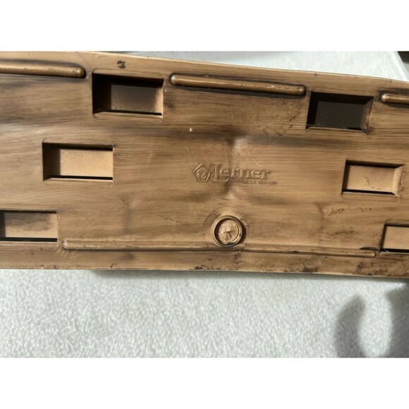 Vintage Lerner 1970’s Mail Letter Organizer Holder Desktop Faux Wood Carved Look - Picture 3 of 4